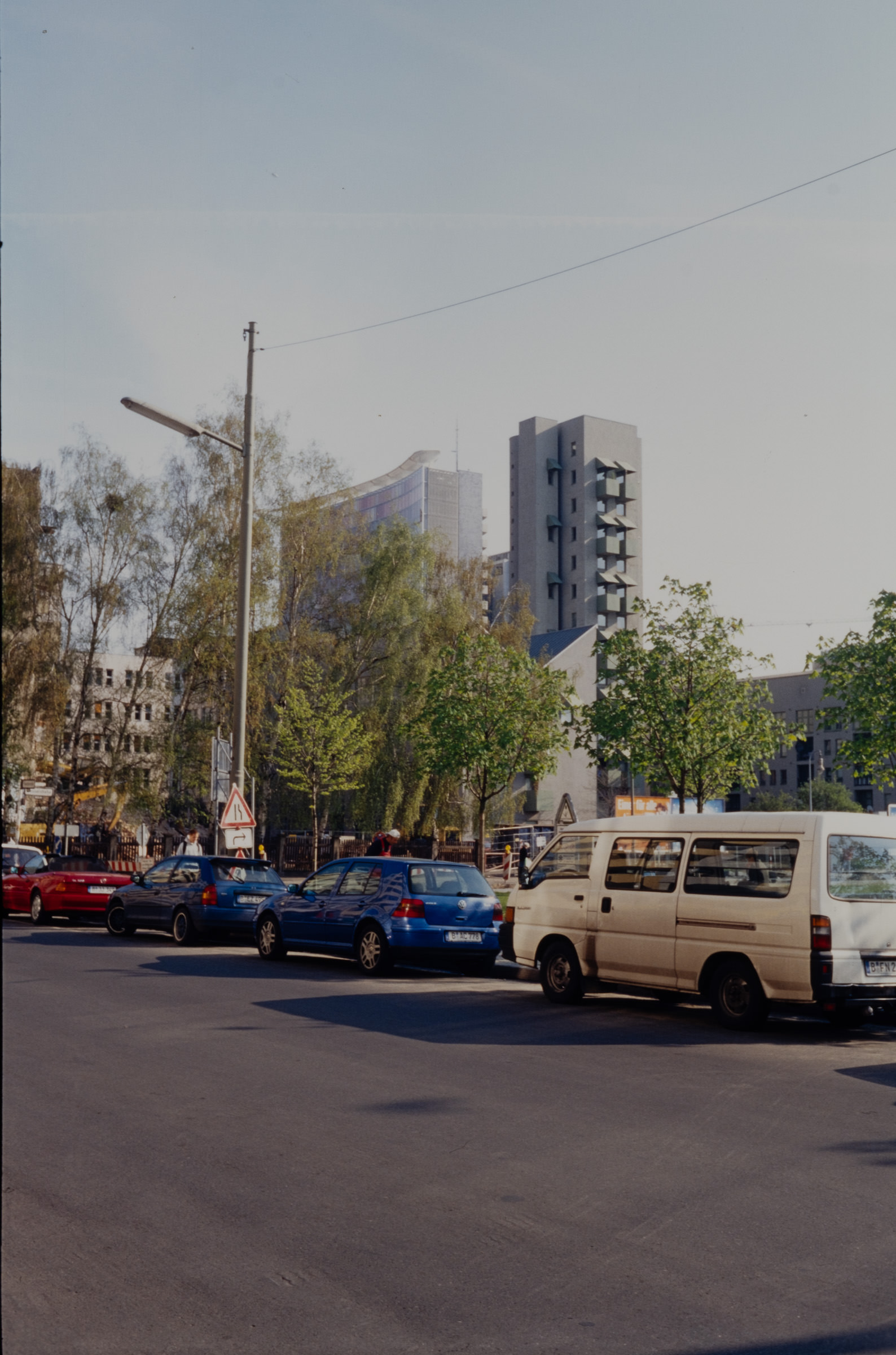 AHP F2001 07 005 sc240901 img19 NLP